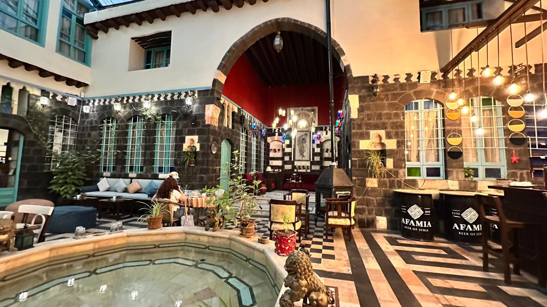 Via Recta Hotel
