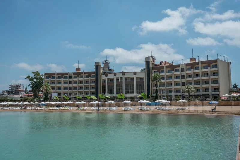 GOLDEN BEACH HOTEL & RESORT